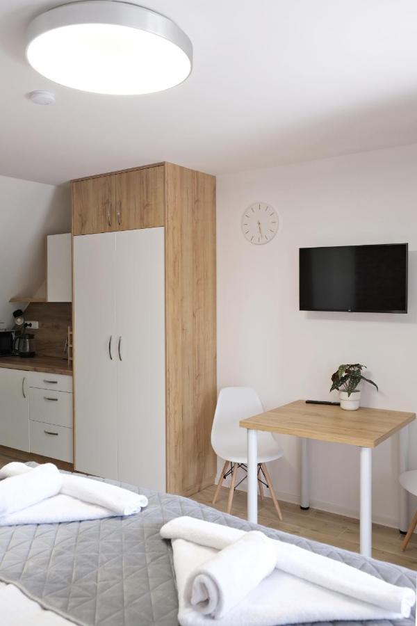 Apartmanovy Dum Na Kolonade Lednice Buitenkant foto
