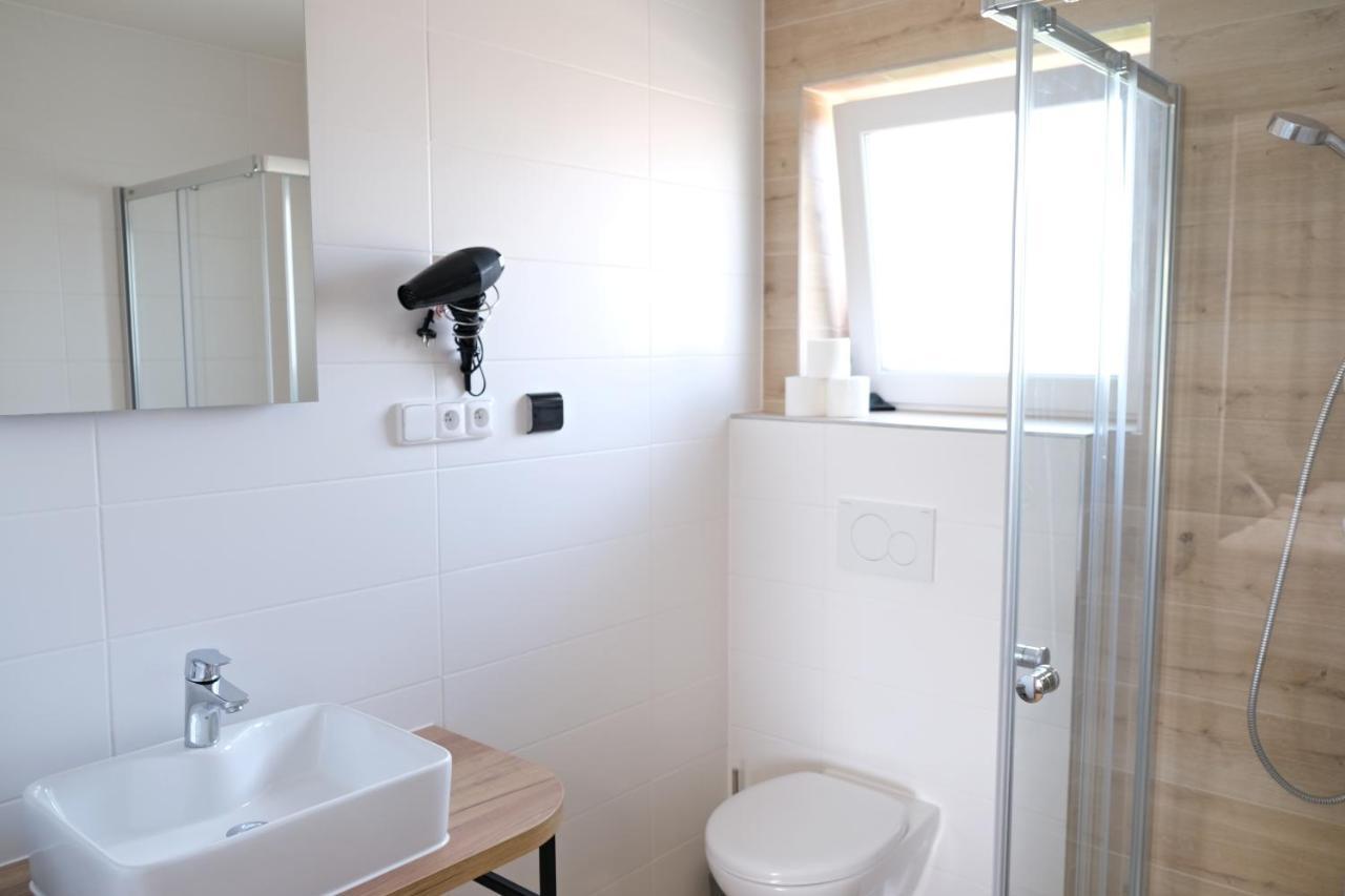 Apartmanovy Dum Na Kolonade Lednice Buitenkant foto